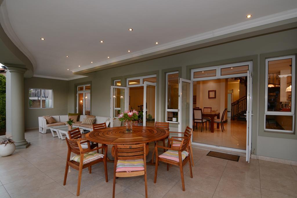 Sandown Guest House Johannesburgo Exterior foto